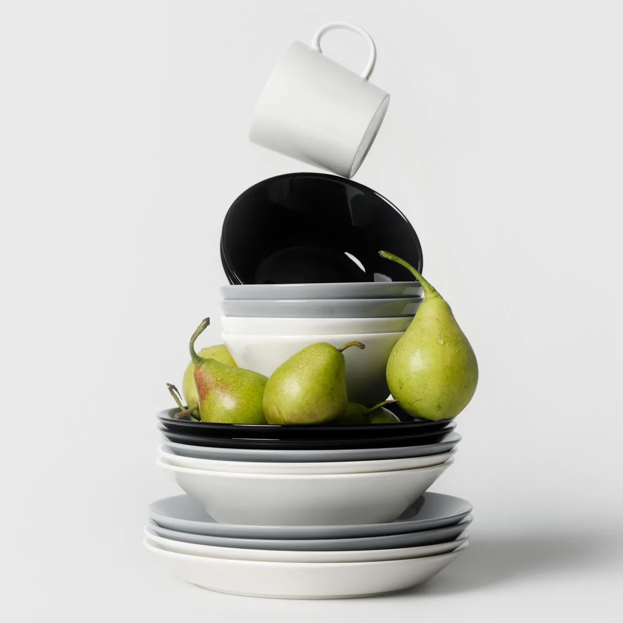 Lautanen syvä 21cm musta