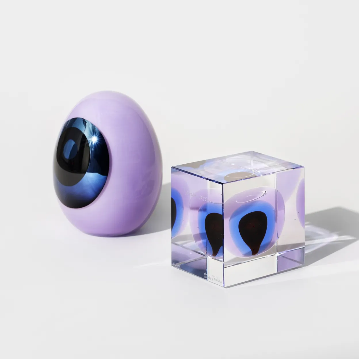 Oriol vuosimuna 2025 90x130mm vaalean lila