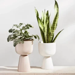 Ruukku beige jalallinen S korkea