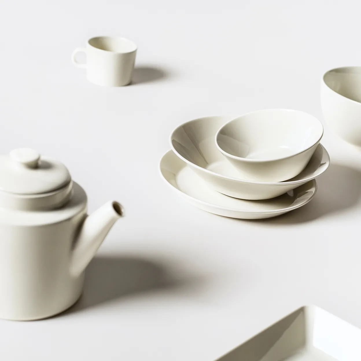 Teekannu 1l valkoinen